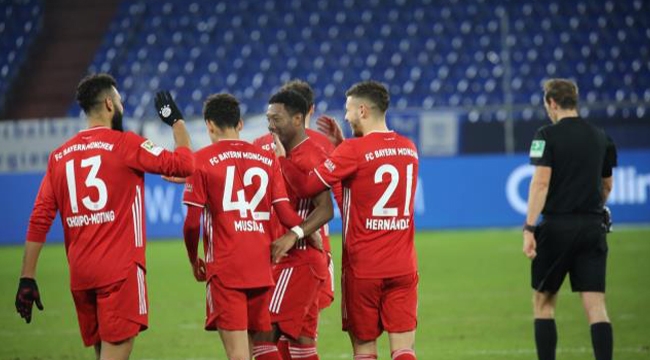 Bayern Münih, Schalke 04 deplasmanında farklı kazandı